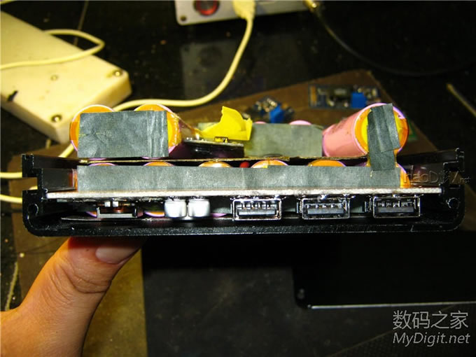 XX牌  54600mah 多输出 移不动电源完工!