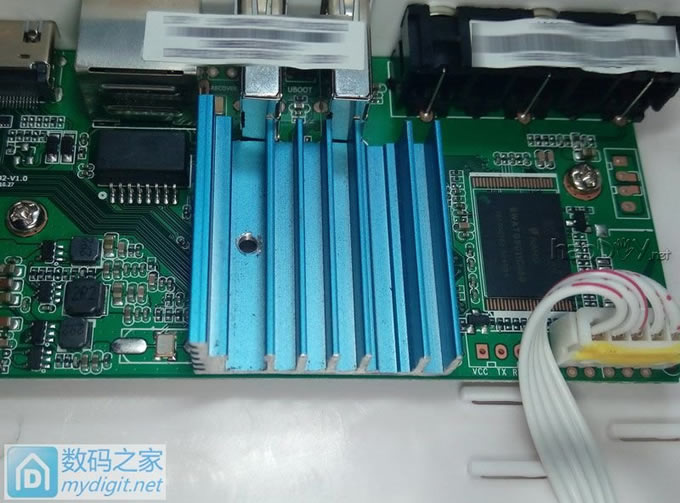 改造忆典S1盒子(加散热、改供电)会不会过头了?! 改造忆典S1盒子(加散热、改供电)会不会过头了?!