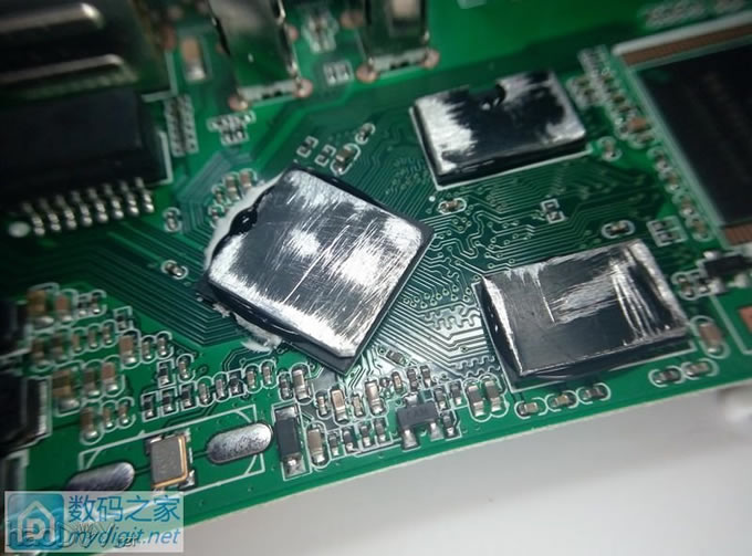 改造忆典S1盒子(加散热、改供电)会不会过头了?! 改造忆典S1盒子(加散热、改供电)会不会过头了?!