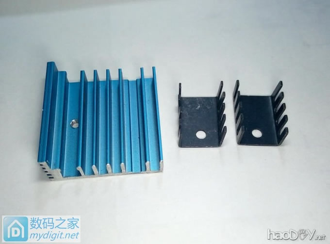 改造忆典S1盒子(加散热、改供电)会不会过头了?! 改造忆典S1盒子(加散热、改供电)会不会过头了?!