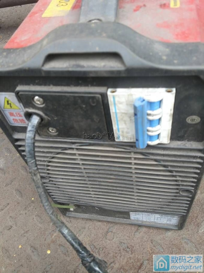 瞧我这半天干的活,没创意,看完差评吧 瞧我这半天干的活,没创意,直流电弧焊机