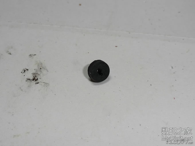 『MM DIY』给车子加个FM信号放大器。