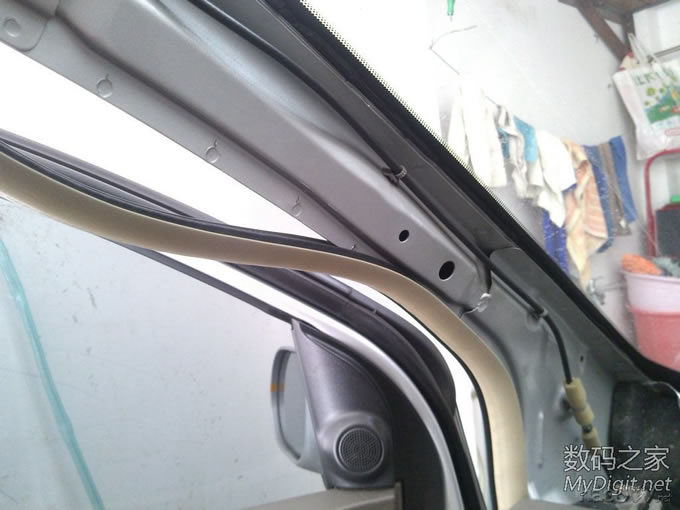 『MM DIY』给车子加个FM信号放大器。