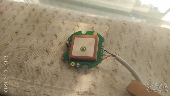 交作业,收到快一个月的玩具,周末玩起来GPS时钟万年历