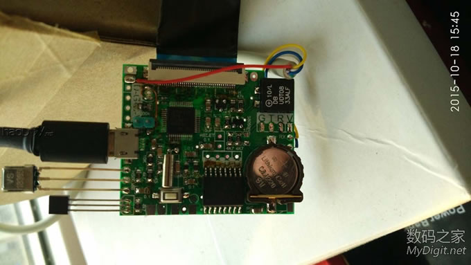 交作业,收到快一个月的玩具,周末玩起来GPS时钟万年历