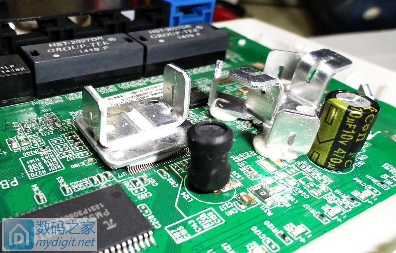 『MM DIY』磊科NW737加散热片。明天要嫁人了~ 『MM DIY』磊科NW737无线路由加散热片。明天要嫁人了~