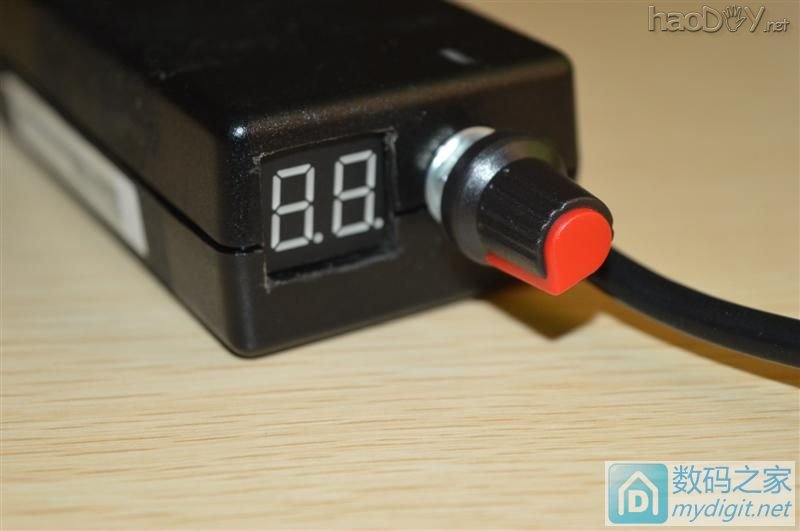 让尊贵白光回归白菜,简单diy迷你便携数显白光t12控制电烙铁,指