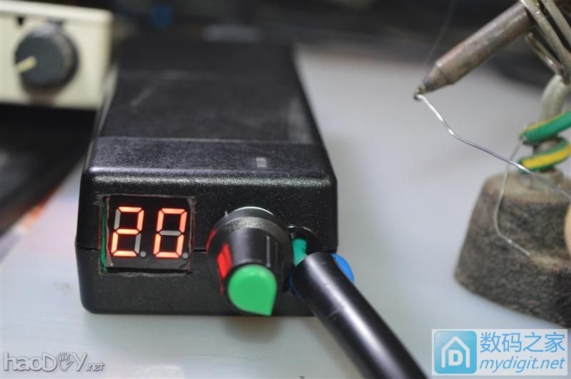 让尊贵白光回归白菜,简单diy迷你便携数显白光t12控制电烙铁,指