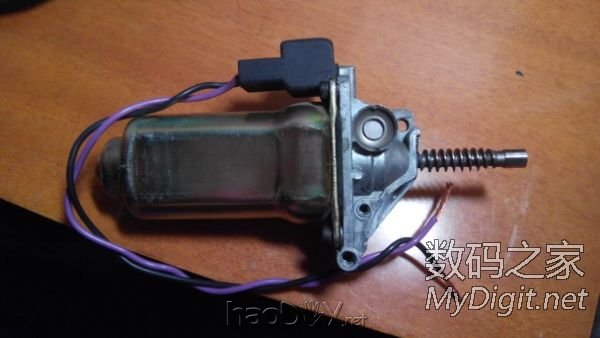 为了做小电磨,到处找电机,电机找到了,求助 为了做小电磨,到处找电机,电机找到了,求助