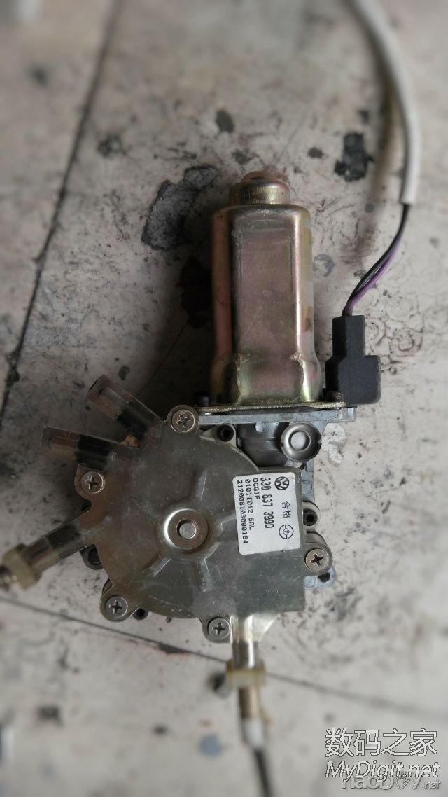 为了做小电磨,到处找电机,电机找到了,求助 为了做小电磨,到处找电机,电机找到了,求助