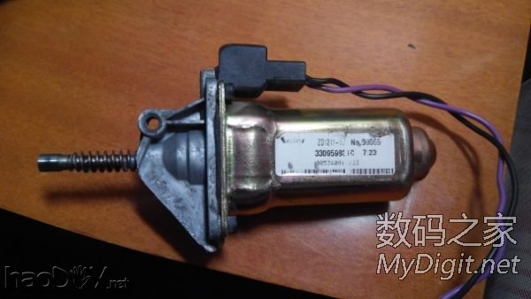 为了做小电磨,到处找电机,电机找到了,求助 为了做小电磨,到处找电机,电机找到了,求助