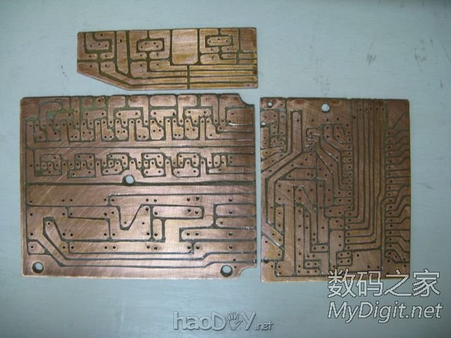 DIY数码管收音机,看全手工刀刻电路板过程 DIY数码管收音机,看全手工刀刻电路板过程