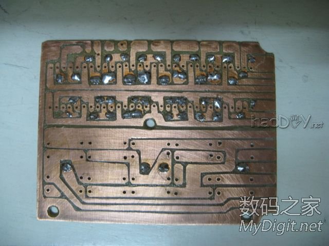 DIY数码管收音机,看全手工刀刻电路板过程