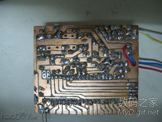 DIY数码管收音机,看全手工刀刻电路板过程