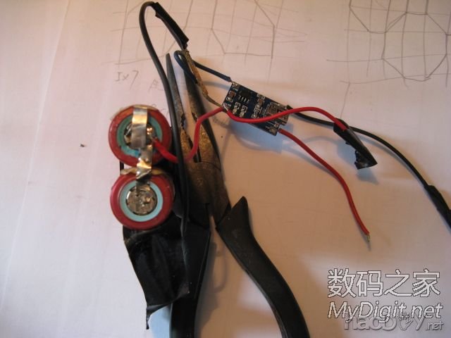 DIY数码管收音机,看全手工刀刻电路板过程