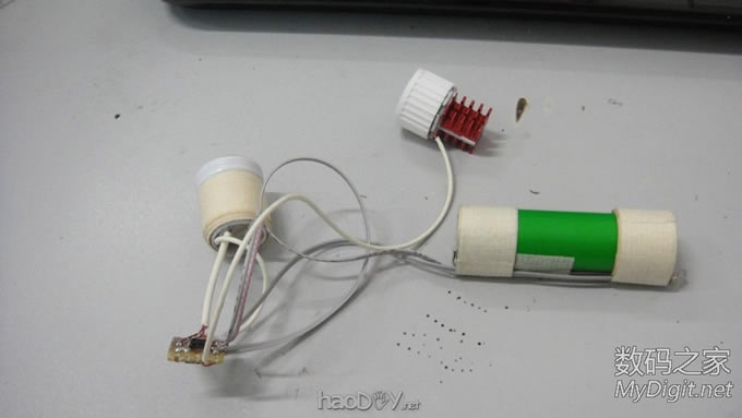 【PWM无极调光小手电再次升级】  妈妈更不用担心晚上