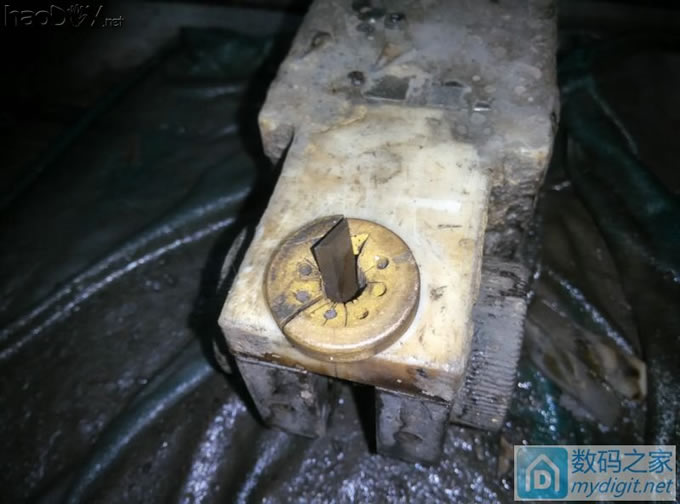 给快走丝线切割换个水嘴,顺便改下结构,效果显而易见!! 给快走丝线切割换个水嘴,顺便改下结构,效果显而易见!!