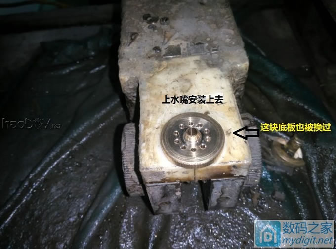 给快走丝线切割换个水嘴,顺便改下结构,效果显而易见!! 给快走丝线切割换个水嘴,顺便改下结构,效果显而易见!!