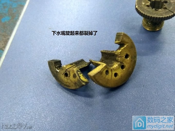 给快走丝线切割换个水嘴,顺便改下结构,效果显而易见!! 给快走丝线切割换个水嘴,顺便改下结构,效果显而易见!!