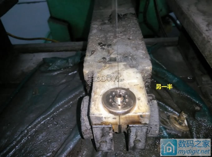 给快走丝线切割换个水嘴,顺便改下结构,效果显而易见!! 给快走丝线切割换个水嘴,顺便改下结构,效果显而易见!!