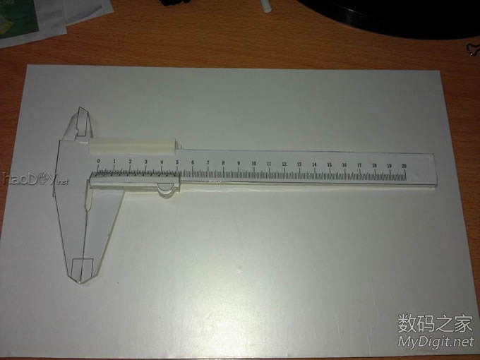 ”山寨中的山寨” 自己动手做游标卡尺 ”山寨中的山寨” 自己动手做游标卡尺