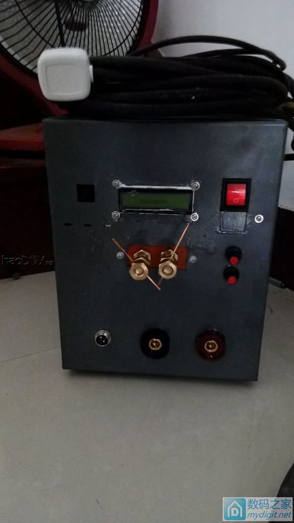 喜欢硬派越野、更喜欢自己DIY,自制了一台点焊机效果不错……