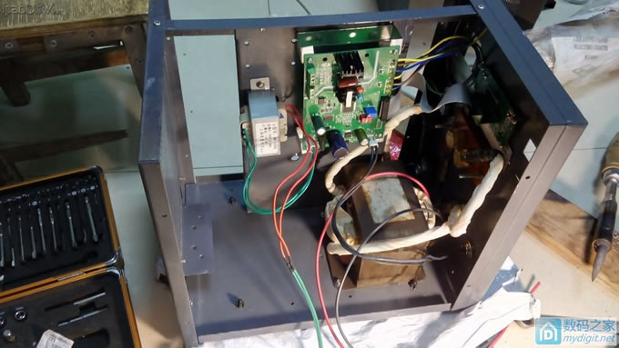 喜欢硬派越野、更喜欢自己DIY,自制了一台点焊机效果不错……