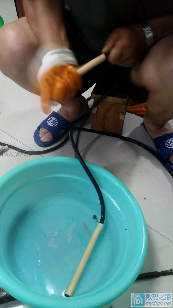 喜欢硬派越野、更喜欢自己DIY,自制了一台点焊机效果不错……