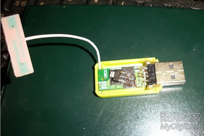 用被电池涨坏的平板电脑WIFI模块制作台式电脑无线网卡!