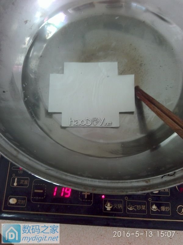 老婆要充电宝,没钱,给她做一个……可移动电池的移动电源——移动中的战斗鸡 老婆要充电宝,没钱,给她做一个……可移动电池的移动电源——移