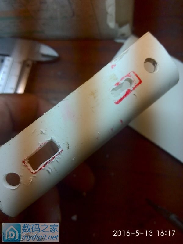 老婆要充电宝,没钱,给她做一个……可移动电池的移动电源——移动中的战斗鸡 老婆要充电宝,没钱,给她做一个……可移动电池的移动电源——移