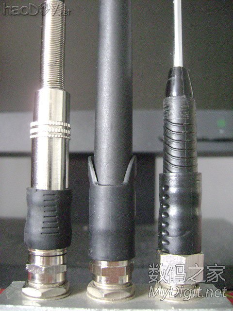 疯狂DIY路由器天线微距特写 疯狂DIY路由器天线(2)