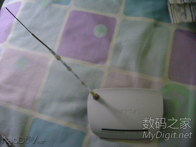 屏蔽层最短的网线芯线天线 疯狂DIY路由器天线(2)