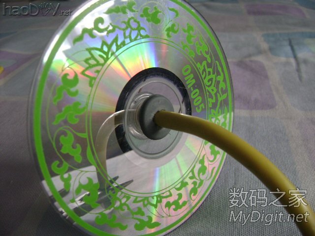 疯狂DIY路由器天线微距特写 疯狂DIY路由器天线(2)