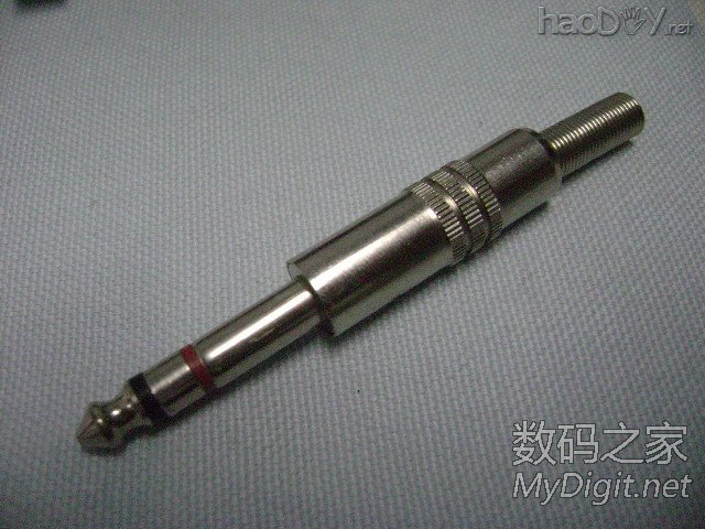 疯狂DIY路由器天线微距特写 疯狂DIY路由器天线(2)