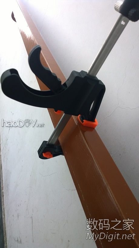 9元钱的木工快速夹子变身摄影利器 9元钱的木工快速夹子变身摄影利器