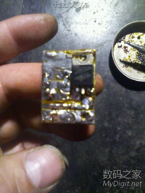 今天弄了个5V转4.2v的电路 今天弄了个5V转4.2v的充电电路