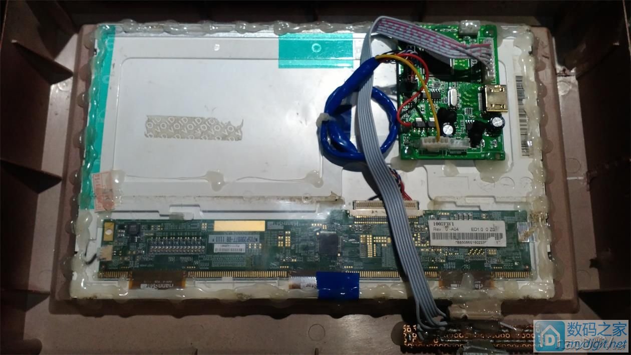 自制迷你一体机,采用1037u,外观也不丑 自制迷你一体机,采用1037u,外观也不丑