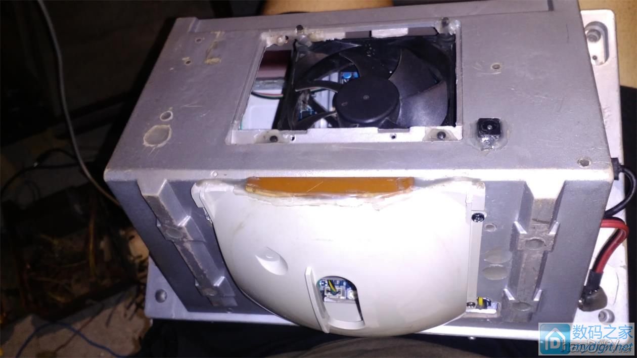 自制迷你一体机,采用1037u,外观也不丑 自制迷你一体机,采用1037u,外观也不丑