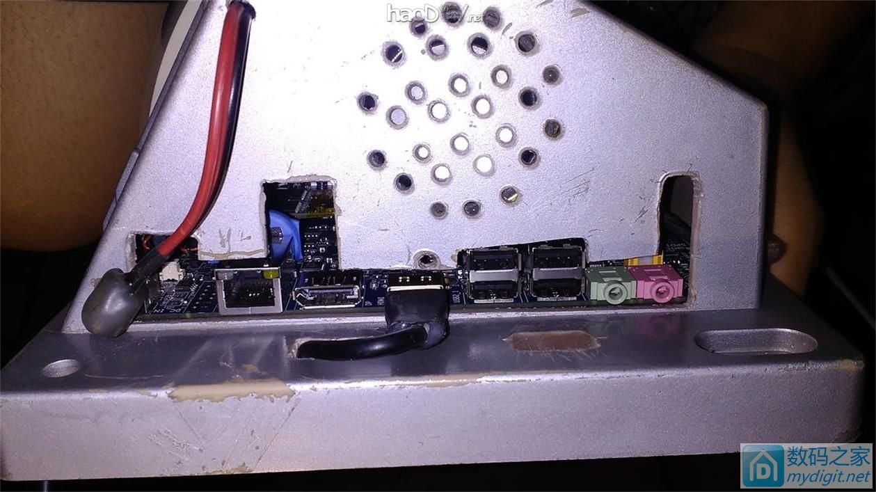 自制迷你一体机,采用1037u,外观也不丑 自制迷你一体机,采用1037u,外观也不丑