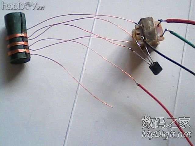 请输入描述 自制FM发射器,绝对不用一个电阻电容|