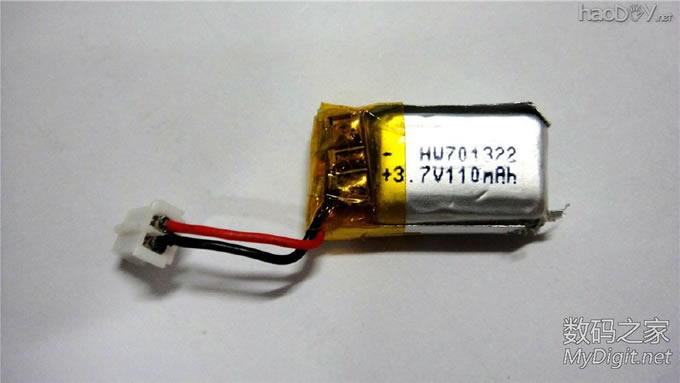 【小七爱折腾】单片机课程设计,做个小巧的电子温度计,老师您怎么看? 【小七爱折腾】单片机课程设计,做个小巧的电子温度计,老师您怎