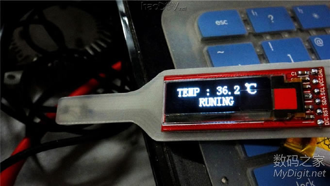 【小七爱折腾】单片机课程设计,做个小巧的电子温度计,老师您怎么看? 【小七爱折腾】单片机课程设计,做个小巧的电子温度计,老师您怎