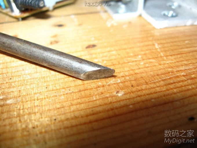 制作无损打开笔记本开关电源外壳辅助工具,很好用的哟