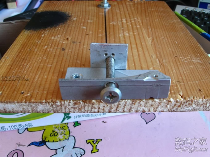 制作无损打开笔记本开关电源外壳辅助工具,很好用的哟 制作无损打开笔记本开关电源外壳辅助工具,很好用的哟