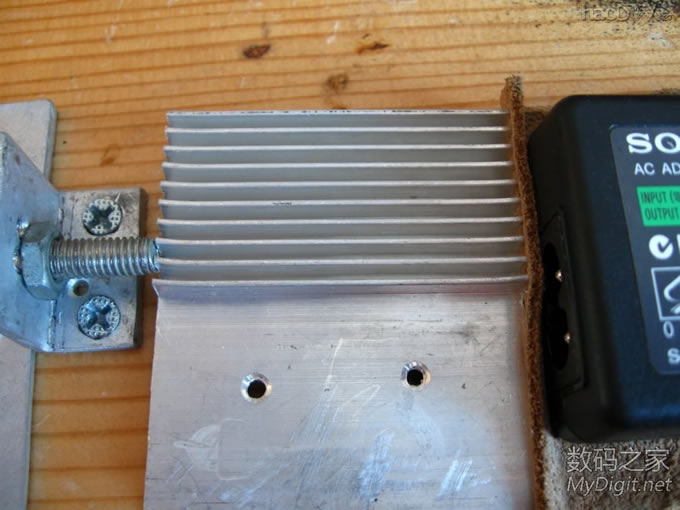 制作无损打开笔记本开关电源外壳辅助工具,很好用的哟