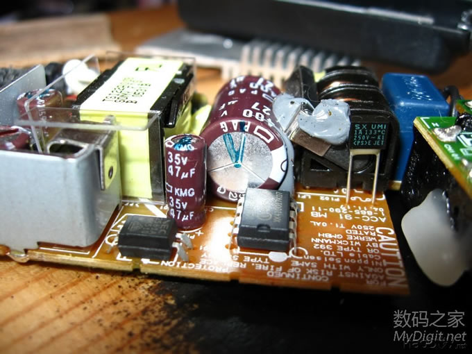 制作无损打开笔记本开关电源外壳辅助工具,很好用的哟