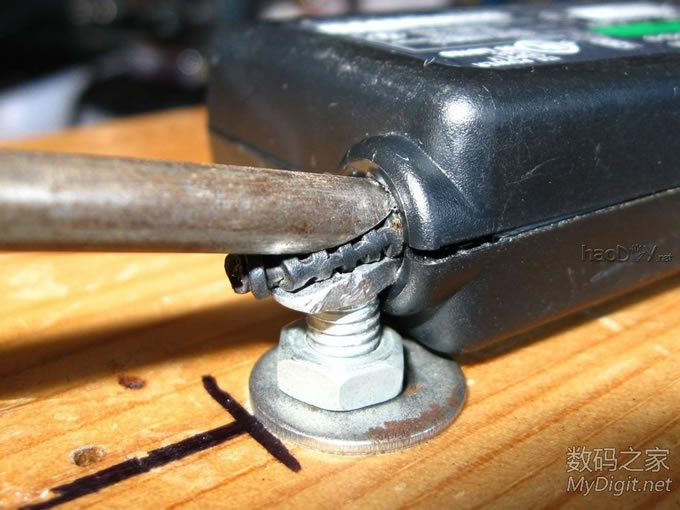 制作无损打开笔记本开关电源外壳辅助工具,很好用的哟