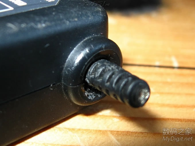 制作无损打开笔记本开关电源外壳辅助工具,很好用的哟 制作无损打开笔记本开关电源外壳辅助工具,很好用的哟