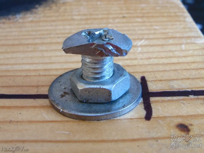 制作无损打开笔记本开关电源外壳辅助工具,很好用的哟 制作无损打开笔记本开关电源外壳辅助工具,很好用的哟